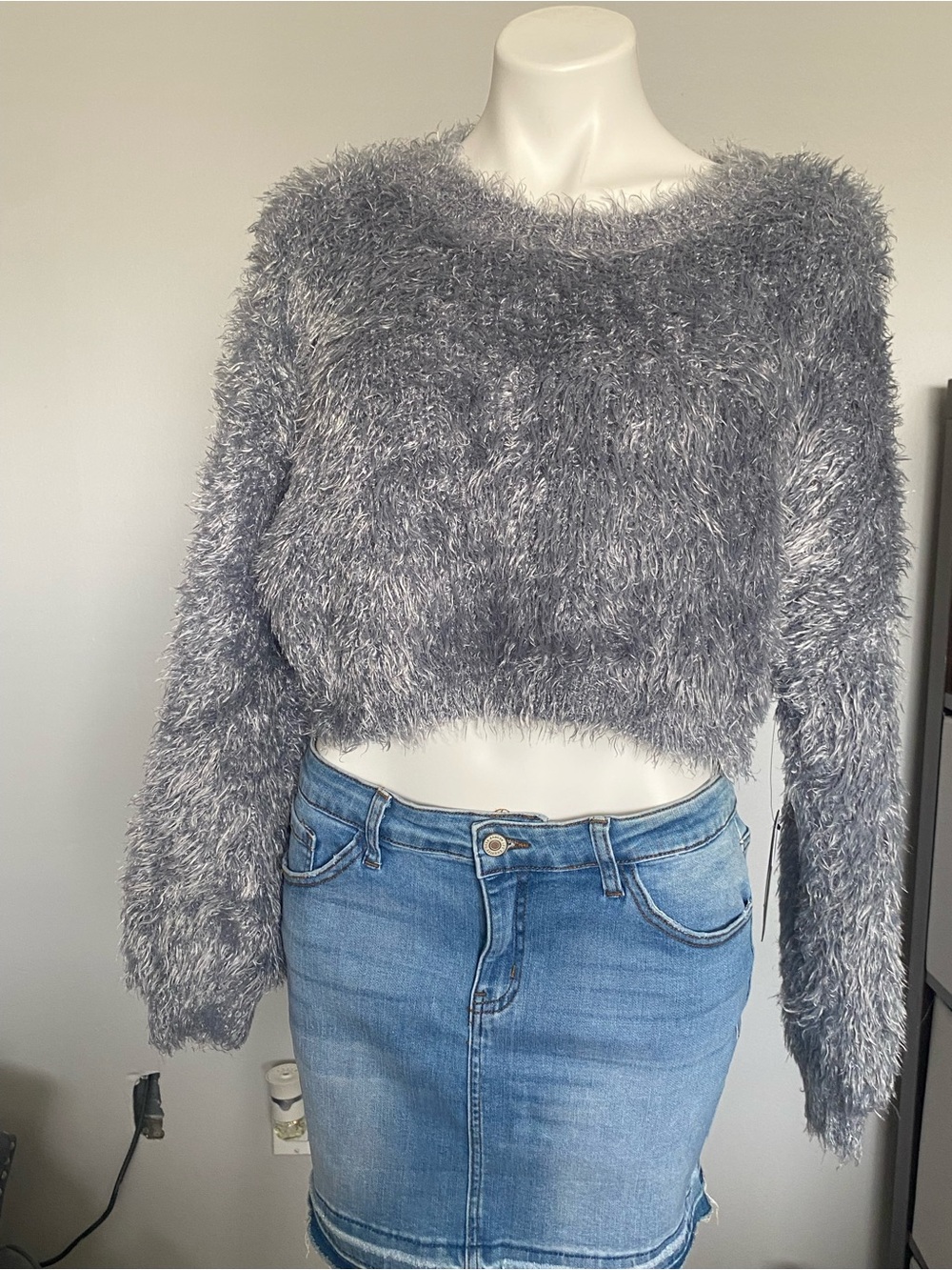 Volcom Fuzzy Cropped Crewneck Sweater - Gray